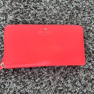 Kate Spade Full Zip Wallet